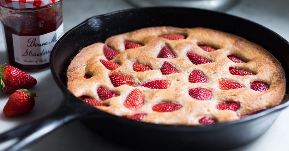 Strawberry Breakfast Cake