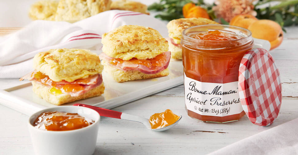 Biscuit Sandwiches with Ham & Apricot Preserves